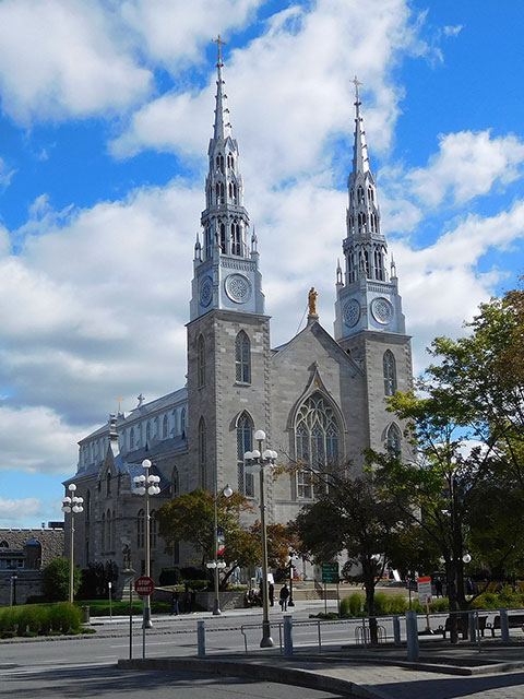 Notre Dame Cathedral Basilica, Ottawa, Ontario. Photo Credit: Jeangagnon, Wikimedia Commons